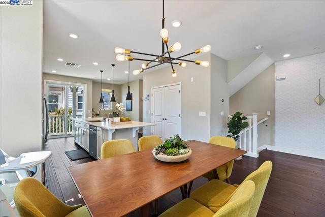 4023 Clare St, Dublin CA: https://media.crmls.org/mediaz/2210f91c-9d2d-47cc-8d04-c1b42f64d041.jpg