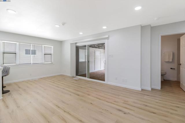 6919 Wilson Way, El Cerrito CA: https://media.crmls.org/mediaz/221265ae-d8d2-44ac-912e-766f65c0b086.jpg
