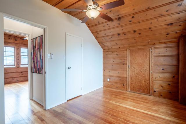 1222 Lincoln Avenue, Pacific Grove CA: https://media.crmls.org/mediaz/22137960-c403-477e-8c4a-7a72a10af785.jpg
