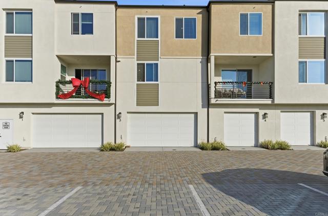 Detail Gallery Image 41 of 46 For 796 Makani St #3,  Chula Vista,  CA 91911 - 4 Beds | 3/1 Baths