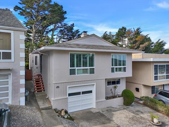 16 Christopher Court, Daly City CA: https://media.crmls.org/mediaz/22141b86-94aa-4798-bc4e-92032d1ac183.jpg