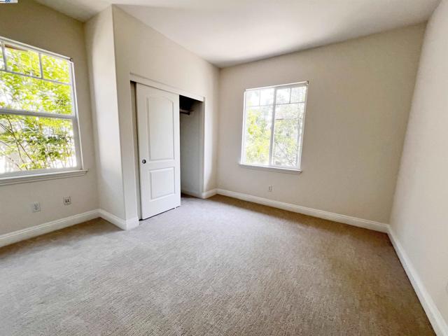 49031 Woodgrove Cmn, Fremont CA: https://media.crmls.org/mediaz/22142f59-b07b-4c59-a7e7-743bf0d0a262.jpg