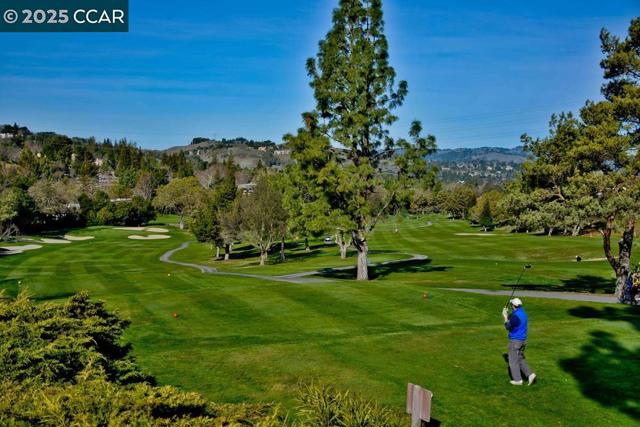2155 Cactus Ct, Walnut Creek CA: https://media.crmls.org/mediaz/22144534-797b-4406-b9d2-aede83f7be2a.jpg