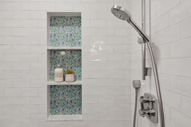 1 Hampton Court, Los Altos CA: https://media.crmls.org/mediaz/2214ffac-d767-4df9-b7fc-324ffbf88c75.jpg