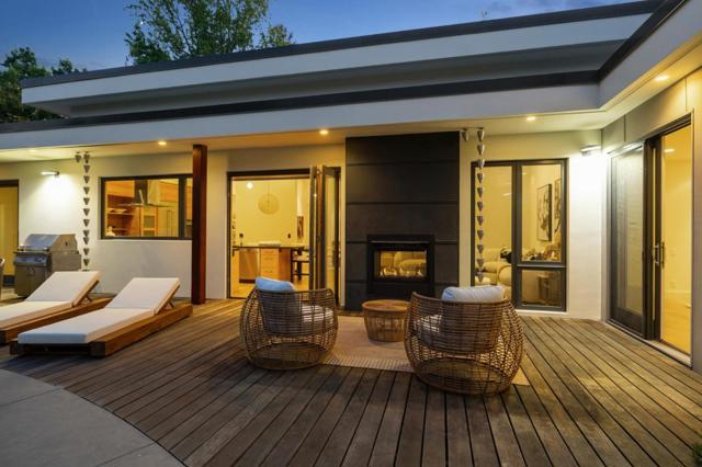 28 Politzer Drive, Menlo Park CA: https://media.crmls.org/mediaz/22161615-3413-44cf-a6e9-59f0cce8a377.jpg