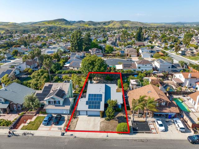 4468 Inverness Drive, Oceanside CA: https://media.crmls.org/mediaz/22162cd2-b068-4cb2-8610-ef94a9c5a78e.jpg