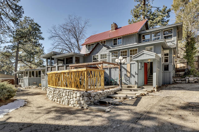 25585 Alderwood St Street, Idyllwild CA: https://media.crmls.org/mediaz/2217cf01-6b37-4289-b5fa-aca58fea6d9a.jpg