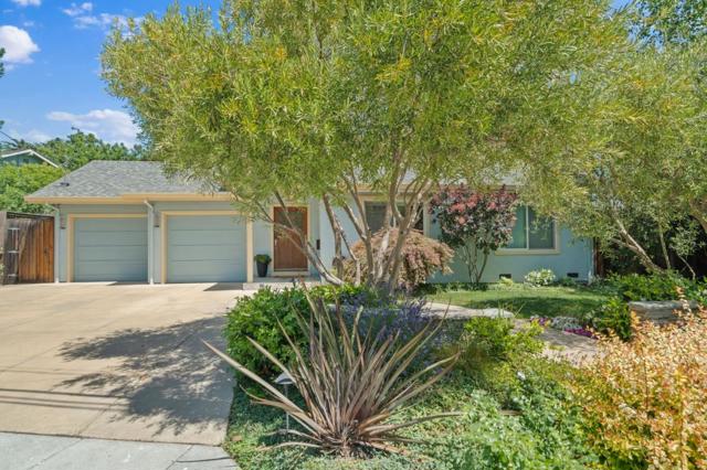 989 Lane Avenue, Mountain View CA: https://media.crmls.org/mediaz/2217ecd1-c011-4cd2-969e-24a96e4b010b.jpg