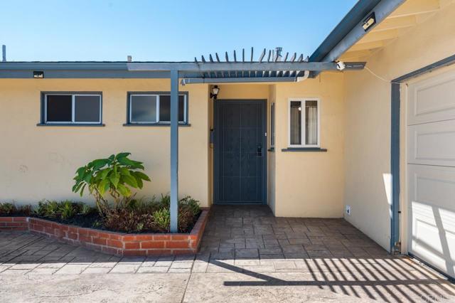 Detail Gallery Image 6 of 56 For 6040 Manon Street, La Mesa,  CA 91942 - 4 Beds | 2 Baths