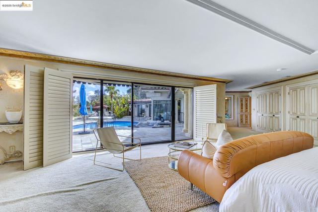 4146 Canyon Rd, Lafayette CA: https://media.crmls.org/mediaz/2218569d-f8e6-4125-ba35-456405d397fb.jpg