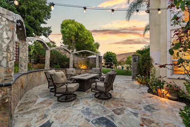 2180 Bellington Court, San Jose CA: https://media.crmls.org/mediaz/22186367-1c67-409c-842a-666fa03911d5.jpg