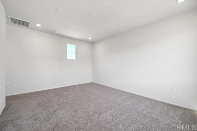 19420 Brush Creek Way, Lake Elsinore CA: https://media.crmls.org/mediaz/22186e22-b360-4f72-a8a8-38d3f7c0cf20.jpg