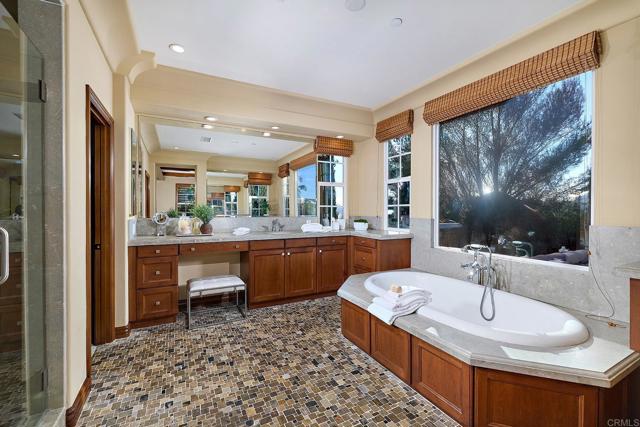 Detail Gallery Image 27 of 50 For 6591 Halite Place, Carlsbad,  CA 92009 - 5 Beds | 5/1 Baths