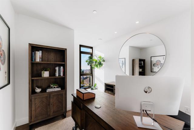 Image 36 of 51 For 2855 5th Ave  1101