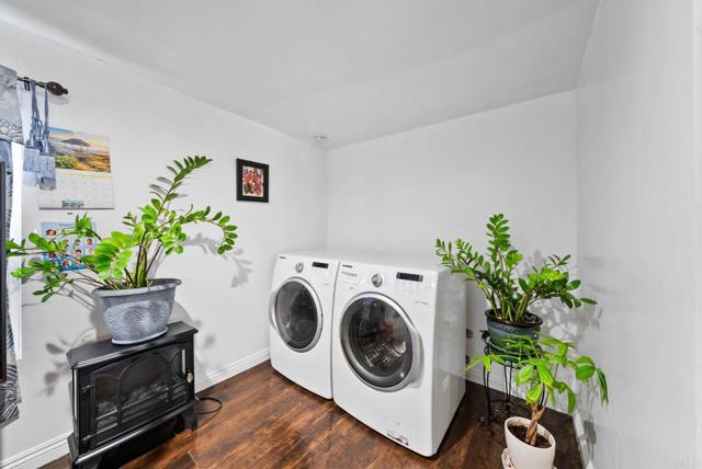 Detail Gallery Image 17 of 26 For 255 E Bradley Ave Spc 35,  El Cajon,  CA 92021 - 3 Beds | 1/1 Baths