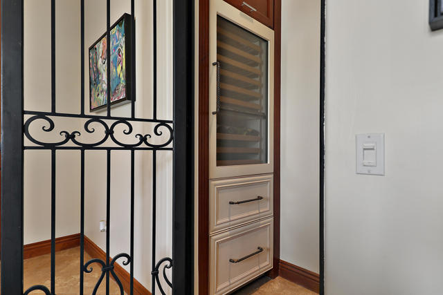 Image 24 of 50 For 80959 Rockberry Court