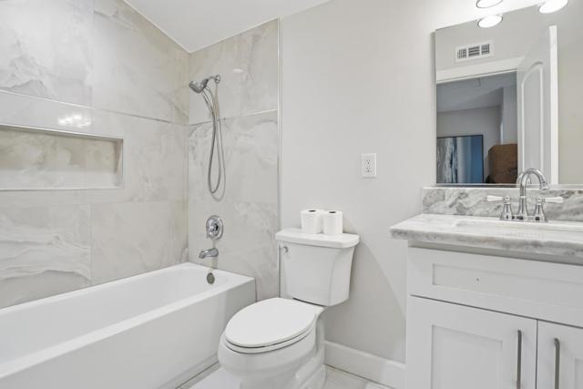 11383 Stonecress Avenue, Fountain Valley CA: https://media.crmls.org/mediaz/221b318b-97f8-4b33-8d2a-0d0fcec81f09.jpg