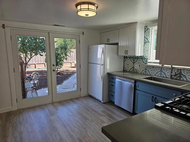106 Saxon Avenue, Capitola CA: https://media.crmls.org/mediaz/221b5406-78bc-44e0-9e90-70e0044319e3.jpg