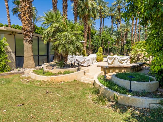 80394 Ave 48, Indio CA: https://media.crmls.org/mediaz/221b692a-b835-469c-a93d-52279c2be30b.jpg