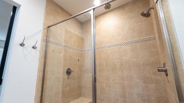 2510 Aperture Circle, San Diego CA: https://media.crmls.org/mediaz/221f745e-680a-439b-b37b-8c7904bdd084.jpg