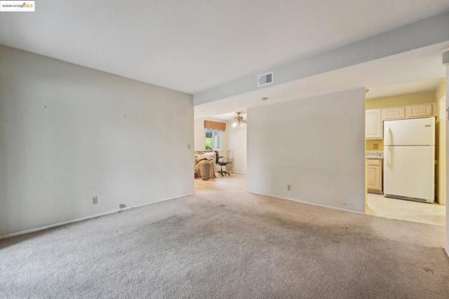 Image 3 of 26 For 740 Canyon Oaks Dr  A