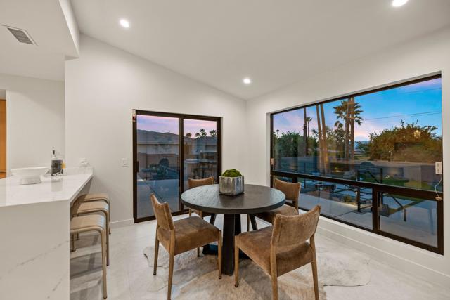 46380 Desert Lily Drive, Palm Desert CA: https://media.crmls.org/mediaz/22217c0e-1de7-46fd-829b-7c64954093a6.jpg