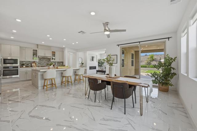 Detail Gallery Image 13 of 48 For 911 Lindbergh, San Marcos,  CA 92069 - 4 Beds | 4/1 Baths