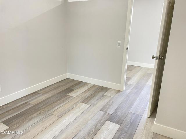 952 Pickwick Court, Thousand Oaks CA: https://media.crmls.org/mediaz/2222074e-d958-4a98-ba55-f723e7458592.jpg