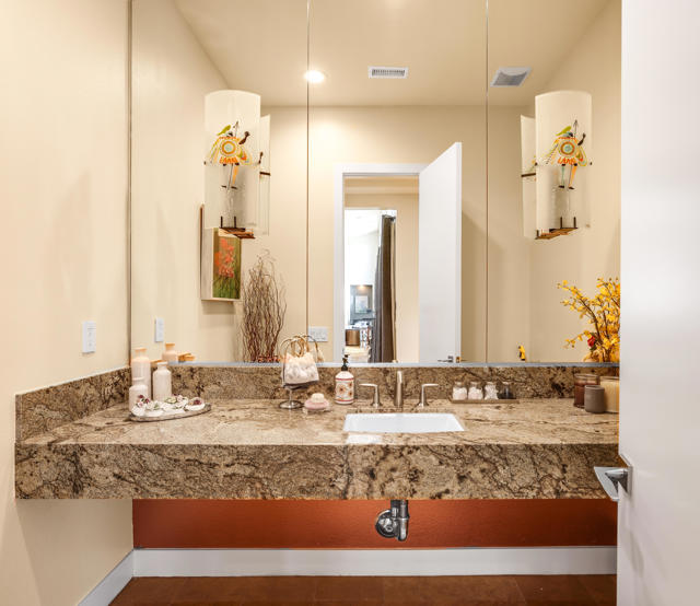 3150 Cody Court, Palm Springs, CA 92264