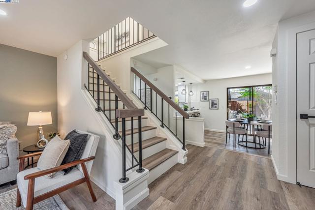 3810 Burton Cmn, Fremont CA: https://media.crmls.org/mediaz/2223649f-06f5-4422-ab13-83521adc8acd.jpg
