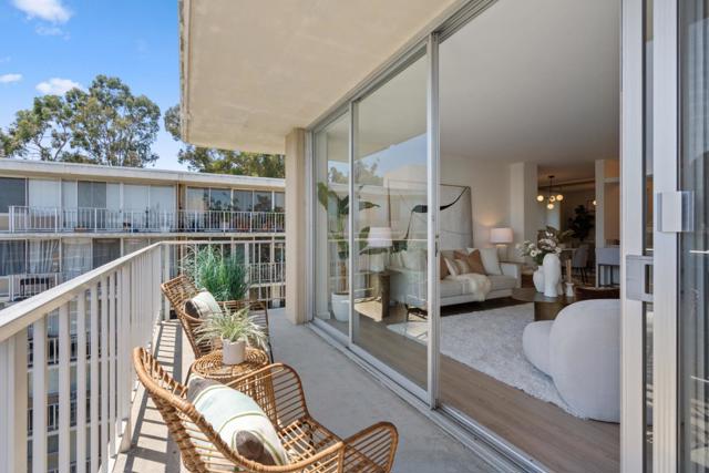 300 Davey Glen Road, Belmont CA: https://media.crmls.org/mediaz/22250ec3-73d2-404d-8340-1218c4fbc6b8.jpg