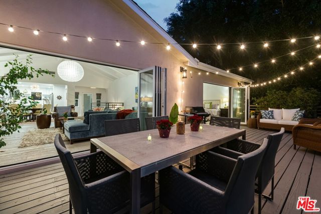 1757 Hollyvista Avenue, Los Angeles CA: https://media.crmls.org/mediaz/2225e268-72b8-4e32-ae35-0584336fe696.jpg