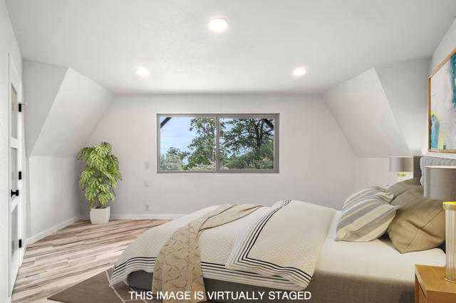 Image 22 of 36 For 70075 Linda Vista Road