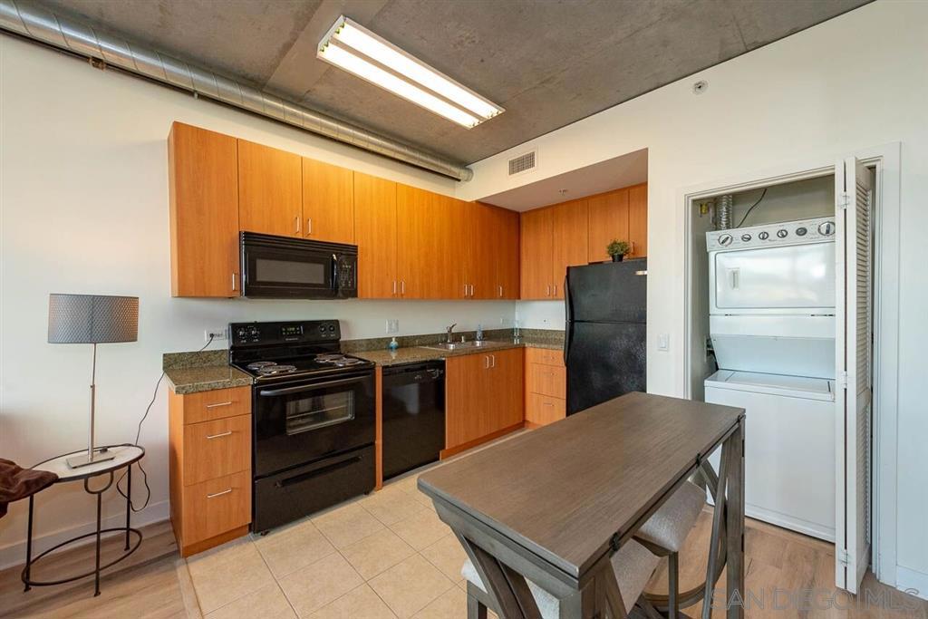 1080 Park Blvd - photo 8
