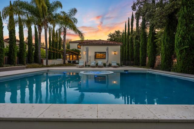 1355 Arbor Avenue, Los Altos CA: https://media.crmls.org/mediaz/2226d14d-74a1-467e-b253-10c3d4aecec1.jpg