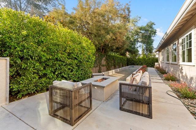 2002 Sunnyview Lane, Mountain View CA: https://media.crmls.org/mediaz/2226e9c1-db1c-490c-a49e-24a634f25335.jpg