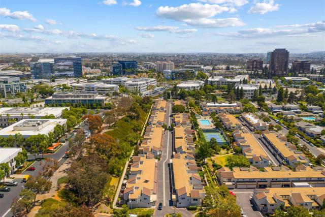 4485 Vision Drive, San Diego CA: https://media.crmls.org/mediaz/222883bc-36fe-40c4-8b01-f27eadeb8b27.jpg