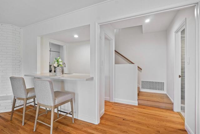 2025 Braemar Road, Oakland CA: https://media.crmls.org/mediaz/2228ac47-b009-459e-b5a3-3411059fc458.jpg