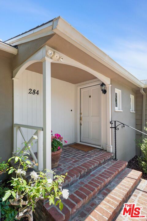 Image 3 for 284 Bronwood Ave, Los Angeles, CA 90049