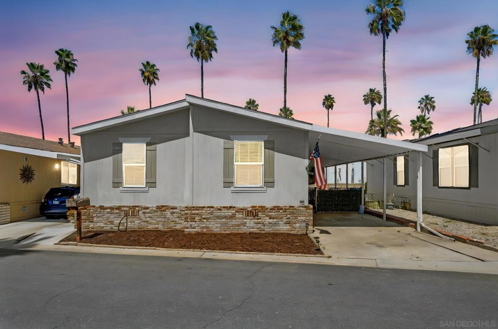 13594 Highway 8 Business #64