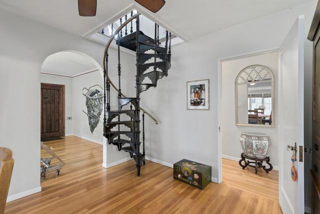 Image 17 of 23 For 350 Velarde Street