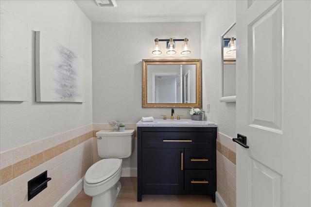323 Garcia Avenue, Half Moon Bay CA: https://media.crmls.org/mediaz/222b5ed3-b26e-4575-a11c-68b77adc900d.jpg