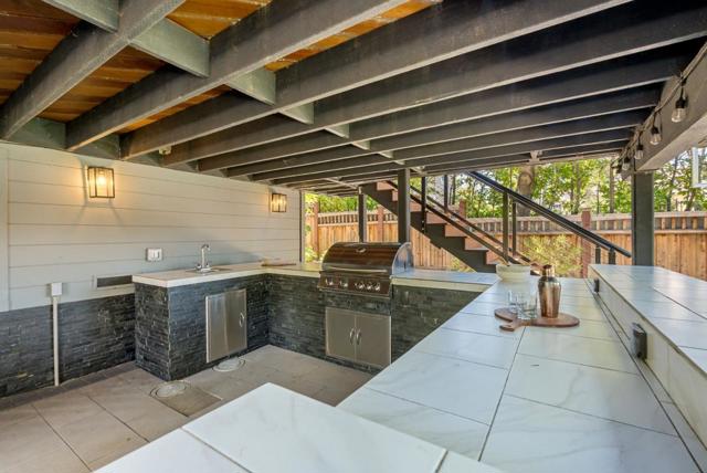739 Oak View Way, Redwood City CA: https://media.crmls.org/mediaz/222ba108-6ab7-49ba-9416-dd29113dddf4.jpg