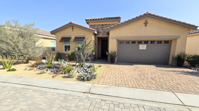 3426 Via Leonardo, Palm Desert CA: https://media.crmls.org/mediaz/222bd66c-8562-4b05-ab96-41ef45a00c24.jpg