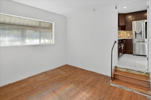 3703 Florence Street, Redwood City CA: https://media.crmls.org/mediaz/222bf6a0-a3de-4ffe-8d8e-b5b2a1cf6518.jpg