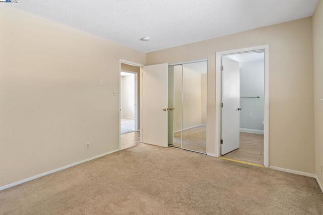 2592 Caballo Ranchero Dr, Diablo CA: https://media.crmls.org/mediaz/222c18f5-f8d3-4938-b2af-4bb90f706d64.jpg