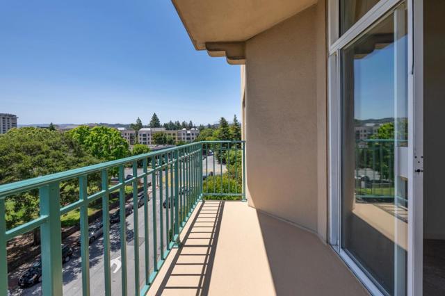 1 Baldwin Avenue, San Mateo CA: https://media.crmls.org/mediaz/222da9ab-81f0-4b5a-b454-d2301dd9f42f.jpg