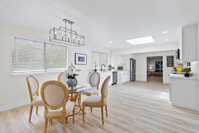 1105 Valota Road, Redwood City CA: https://media.crmls.org/mediaz/222db8c7-1c26-4bfa-85dc-866618a6c229.jpg
