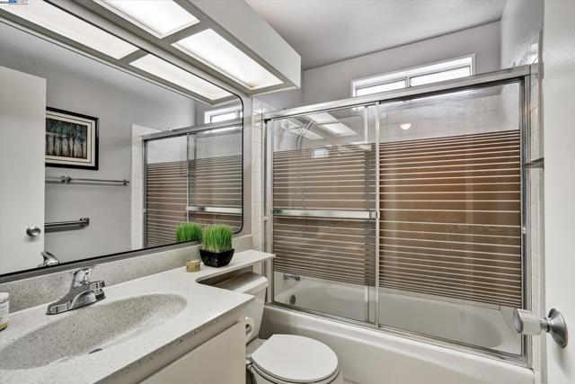 4909 Romeo, Fremont CA: https://media.crmls.org/mediaz/222e27ae-a923-4c6a-a94b-4a4ed0169aea.jpg