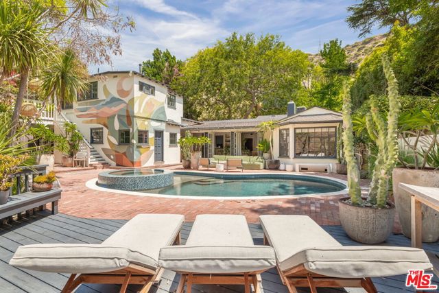 2015 Nichols Canyon Road, Los Angeles CA: https://media.crmls.org/mediaz/222e3adb-998c-46d3-a6f7-a4db9e9787c4.jpg